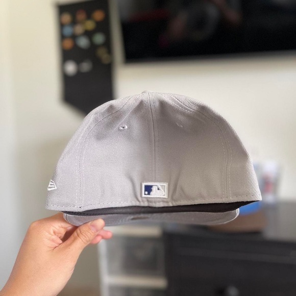 Los Angeles Dodgers fitted 7 1/8 - Picture 3 of 4